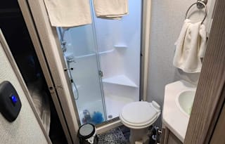 2021 Keystone RV Fuzion 424