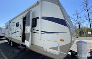 2012 CrossRoads RV Zinger ZT31SB