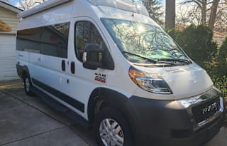 2022 Thor Motor Coach Sequence 20A