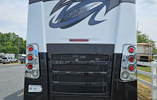 Hit The Road In This Family Friendly Berkshire XL