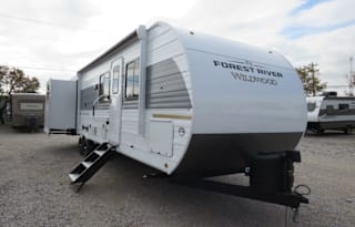 "Jett Stream" 2025 Bunkhouse Camper with King bed