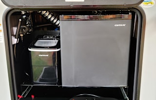 RV Cherokee Black Label 264DBHBL Delivery Only
