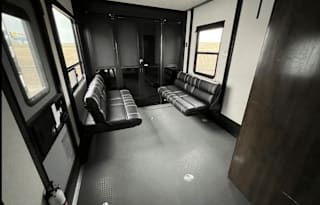 BRAND NEW 2022 Dutchmen RV Voltage 4245