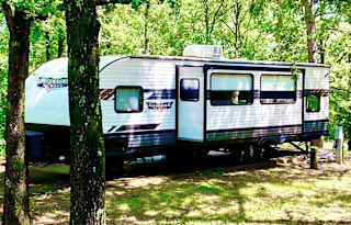 Family & Pet Friendly 2 Bdrm! Everything included.