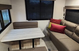 Brand New East to West Silver Lake 20KRDLE