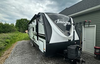 Shawn’s Kid Approved Camper Rental