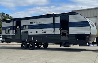 Great Family RV !! 2021 Cherokee GreyWolf 26DBH