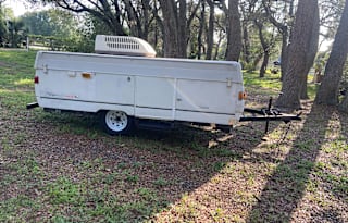 2002 Coleman Cozy Pop-Up