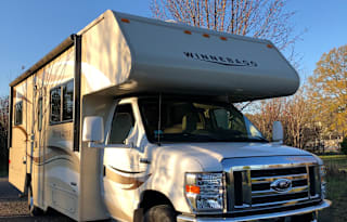 2015 Winnebago Minnie Winnie 25B