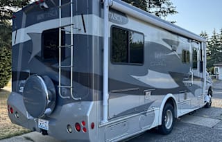 Rolling Comfort: Cozy 2008 Itasca Cambria 26ft