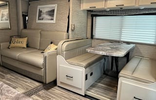 2023 Thor Motor Coach Four Winds 25M