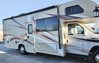 2016 Thor Motor Coach Four Winds 26B