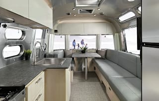 2022 Airstream RV Flying Cloud 25 FB - "Goose"