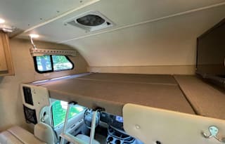 “Baby Yoda” 2019 Thor Motor Coach Four Winds 23U