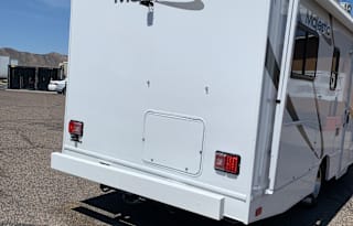 2013 Thor Motor Coach Four Winds 23A Ultimate