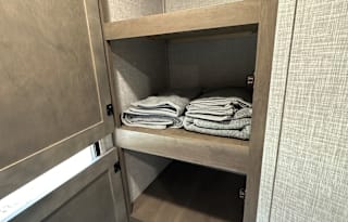 StarCraft 19ft Full Bed (Starlink Mini Available)