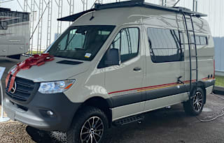 FOR RENT AND FOR SALE!! Storyteller Overland Class