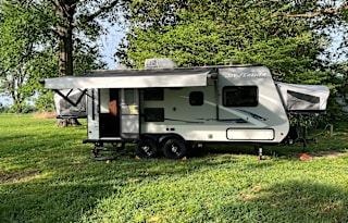 “Casa Blanca” Your Romantic or Rowdy Rolling Home