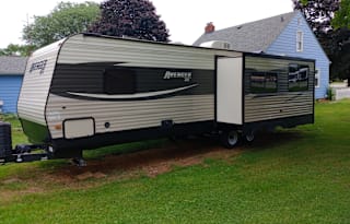 2017 Prime Time RV Avenger ATI 27RKS