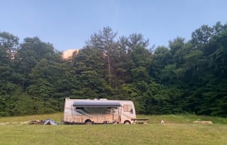 Cozy, Dog Friendly RV