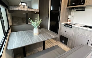 Deliver! New 2024 Bunkhouse! Sleeps 8+