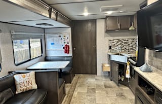2020 Coleman Lantern BH 285
