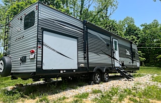 2021 Jayco Jay Flight with bunk room(Deliver only)