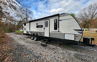 Comfy 2022 RV for 5 People near BWI