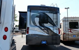 2020 Thor Motor Coach Miramar 37.1