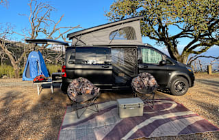 ✹Meet Vanessa✹ A Brand New  MBZ Metris  w/Solar