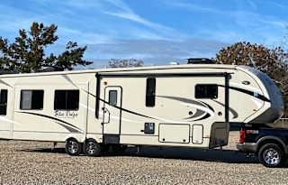 2018 Forest River Blue Ridge Cabin Edition 378 LF