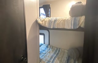 Cozy Adventure on Wheels - - Fully Stocked