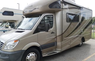 "Siesta"::Class B+ Thor Four Winds Siesta Sprinter