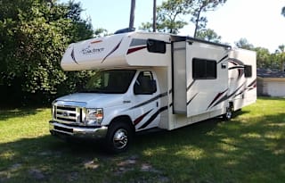 2019 Coachmen Freelander #2