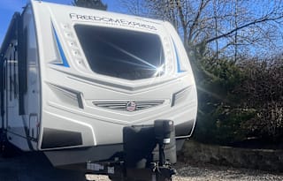 2020 38 ft coachman express. Fun galore