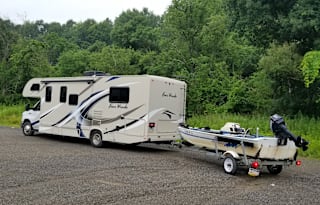 Fully Stocked with all the amenities!