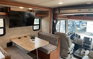 2018 Winnebago Vista 29VE