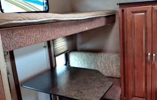 2013 Forest River wildcat eXtralite 312BHX