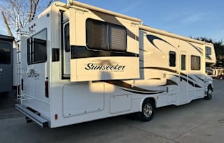 2011 Forest River RV Sunseeker 3120DS