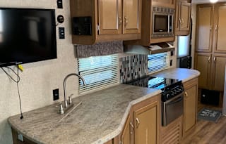 2018 Coachmen RV Catalina Legacy 223RBS