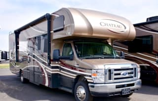 On The Go Chateau *2019 Bunkhouse*