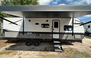 2024 Jayco Jay Flight SLX travel trailer 261BHS