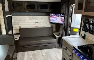 VERY clean - Compact - Easy to tow! Perfect!!!!