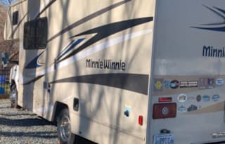 2022 Minnie Winnie 22R