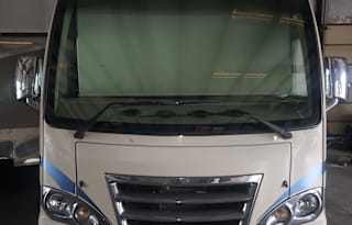 2017 Thor Motor Coach Axis 25.2