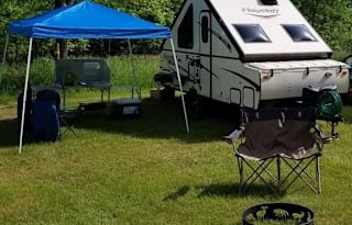 2017 Forest River RV Flagstaff Hard Side T21QBHW