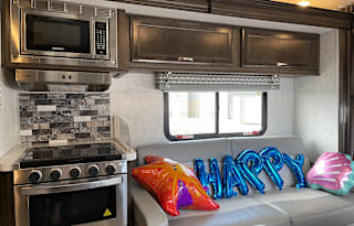 Happy RV 2024