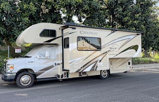 *Cosmo* the  24ft TECHY RV w/ everything you need