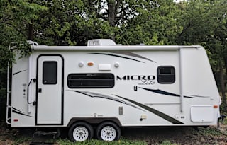 2015 Forest River RV Flagstaff Micro Lite 21FBRS