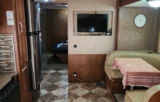 2014 Coachmen RV Mirada 35BH